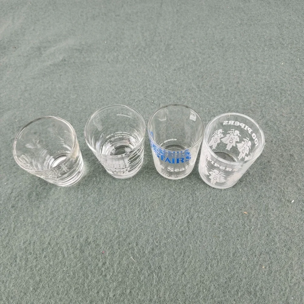 4x Vintage Shot‎ Glasses - Liquor Brands - Calvert Carstairs 100 Pipers